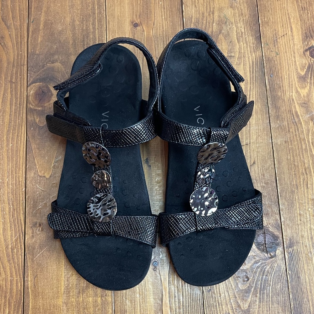 Vionic Farra lizard black sandals Womens size 7